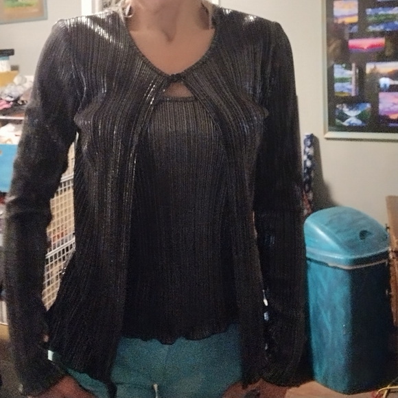 Silver Metallic layered top - Picture 6 of 13